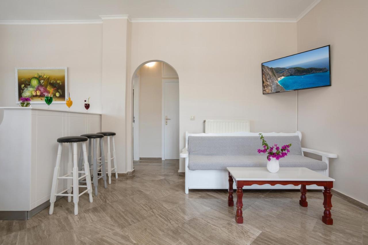 Apartment Elena Hara